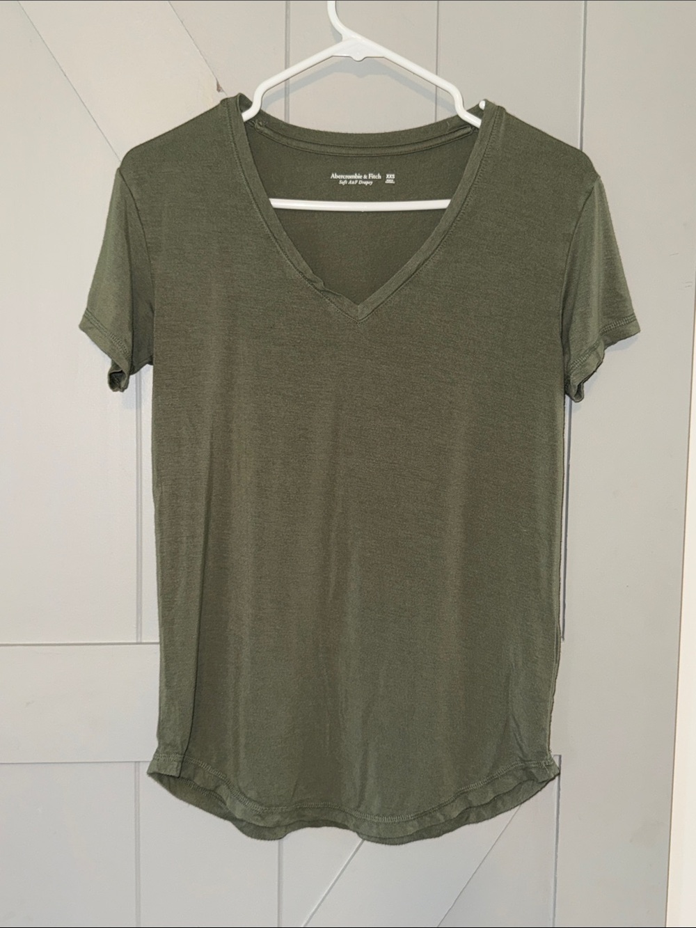 Abercrombie Soft AF drapey vneck shirt
